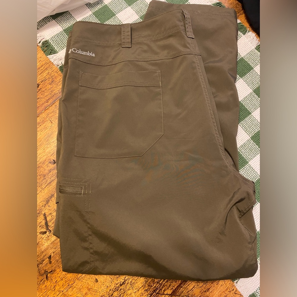 Columbia Tan Omni-Shade Pants